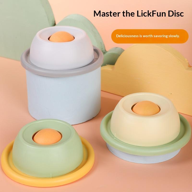 Healthy Snacks Food - Pet Lick Mat Yogurt Licking Plate